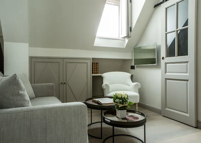 ホテル シャルル V 4*