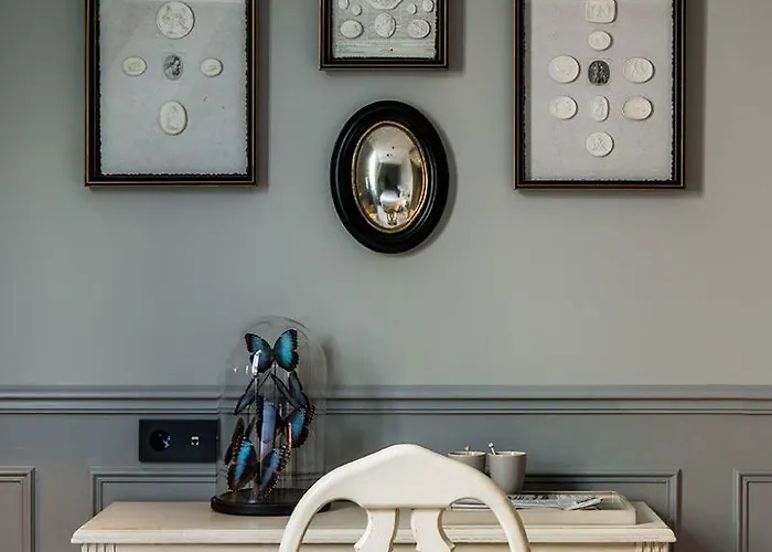 シャルル V 4* パリ