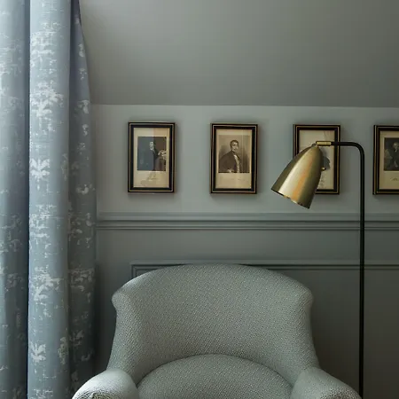 Charles V Hotel Paris