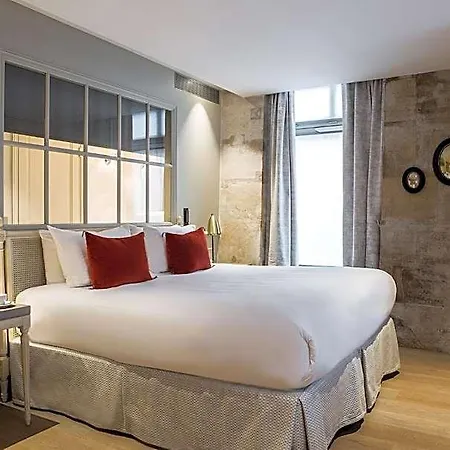 Charles V Hotel Paris