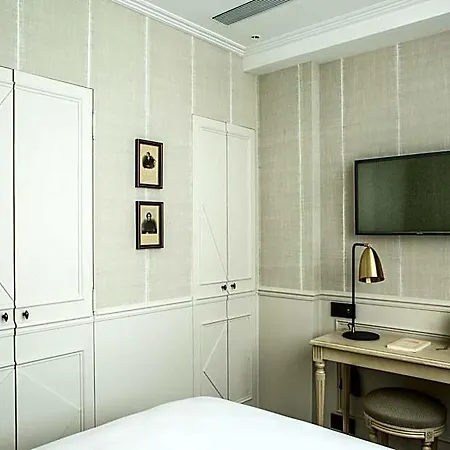 Hotel Charles V