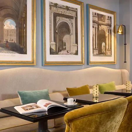 Hotel Charles V