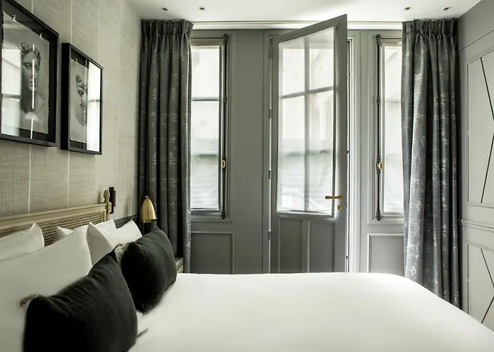 Charles V Hotel 4*