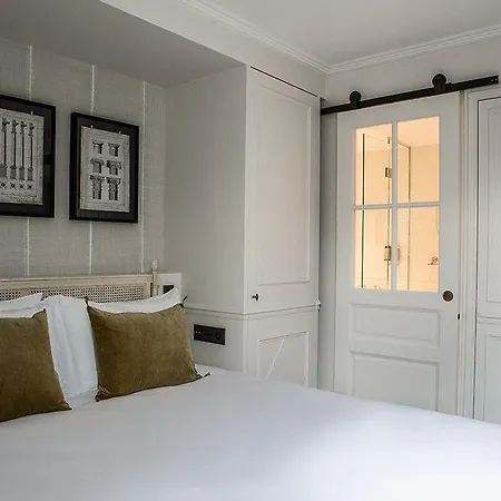 Charles V Hotell Paris