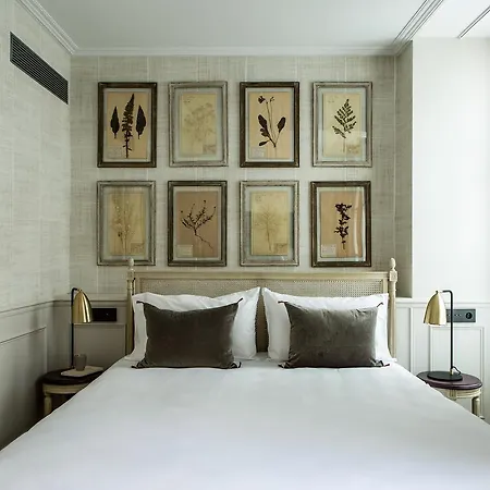 Charles V Hotell 4*