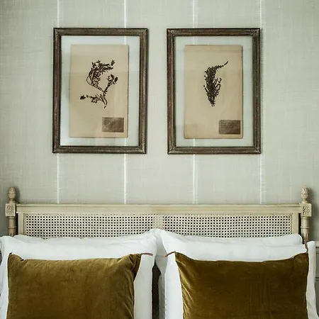 Charles V Hotell 4*