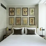 Charles V Hotel 4*