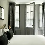 Charles V Hotel 4*